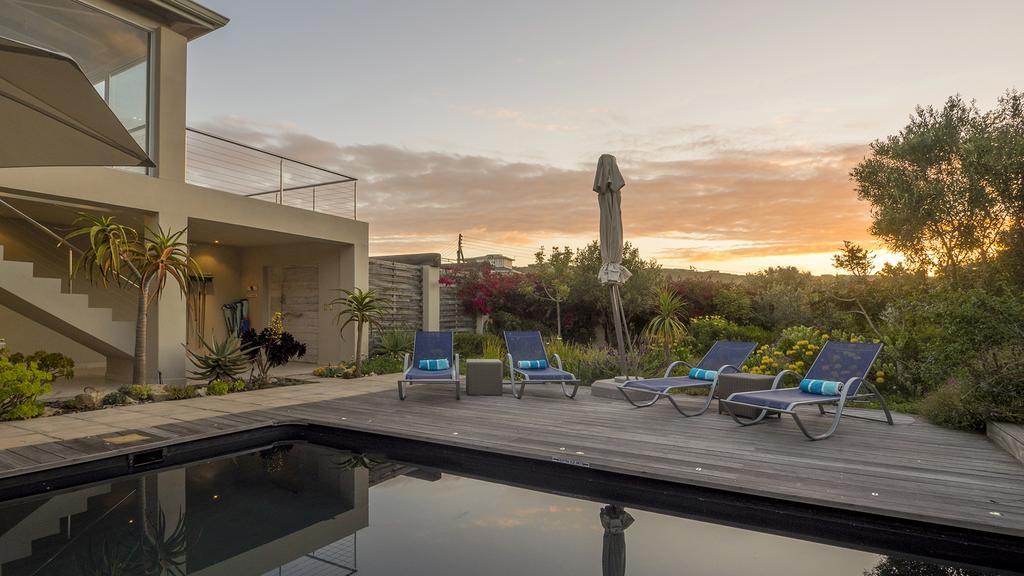 Bahari Beach House Plettenberg Bay Exterior photo